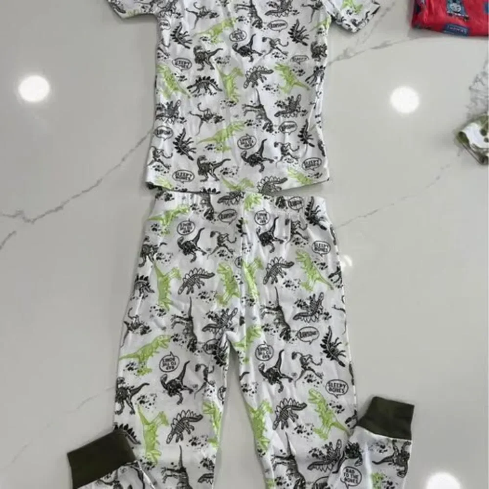 Size 6 Toddler Pajamas dinosaur & Thomas the Tank Engine short sleeve